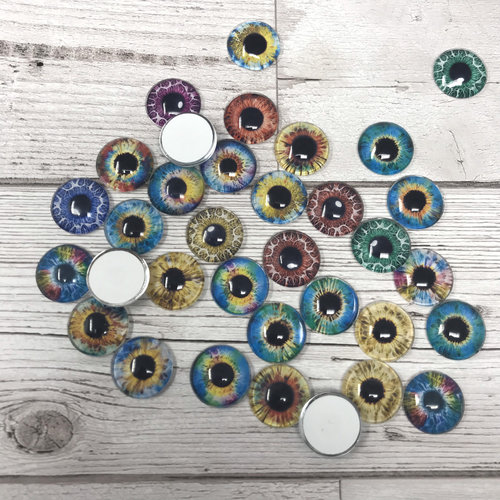 Blue and yellow glass eye cabochons in sizes 6mm to 40mm dragon eyes cat iris (360)