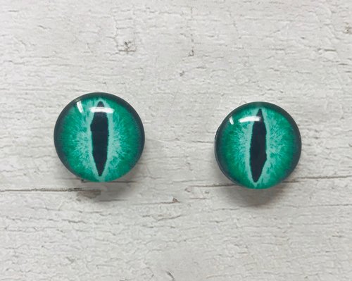 Green Glass eye cabochons in sizes 6mm to 40mm dragon cat eyes monster iris reptile fantasy creature animal eyes (101)