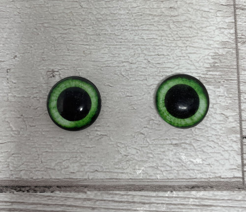 Green glass eye cabochons in sizes 6mm to 40mm human bird animal zombie eyes (495)