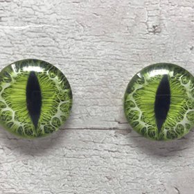 Green glass eye cabochons in sizes 6mm to 40mm dragon eyes cat iris (025)