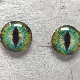 Green and blue glass eye cabochons in sizes 6mm to 40mm dragon eyes cat iris (029)